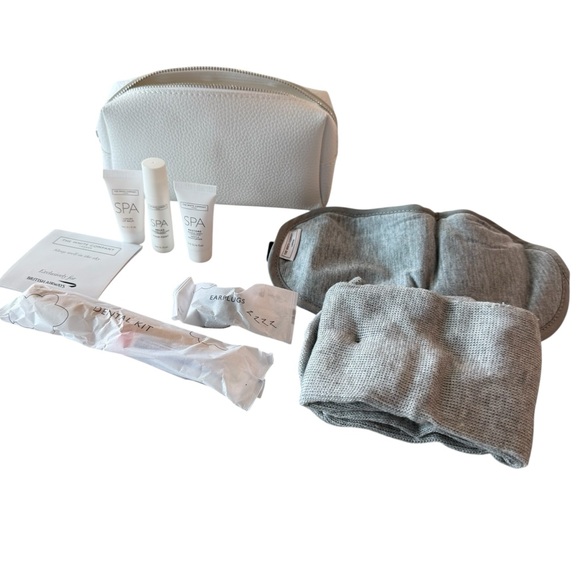 White Company British Airways Business Class Exclusive Travel Amenity Kit NEW - Picture 5 of 6